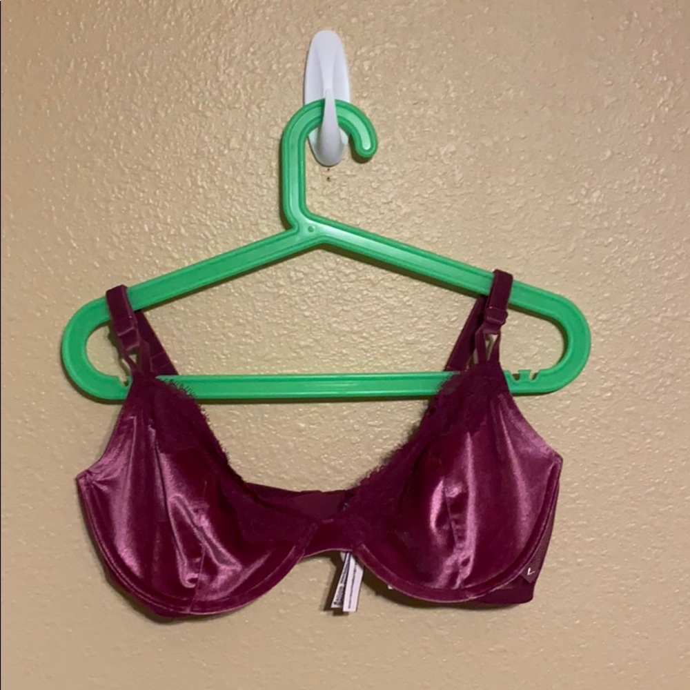 VS Velvet bra